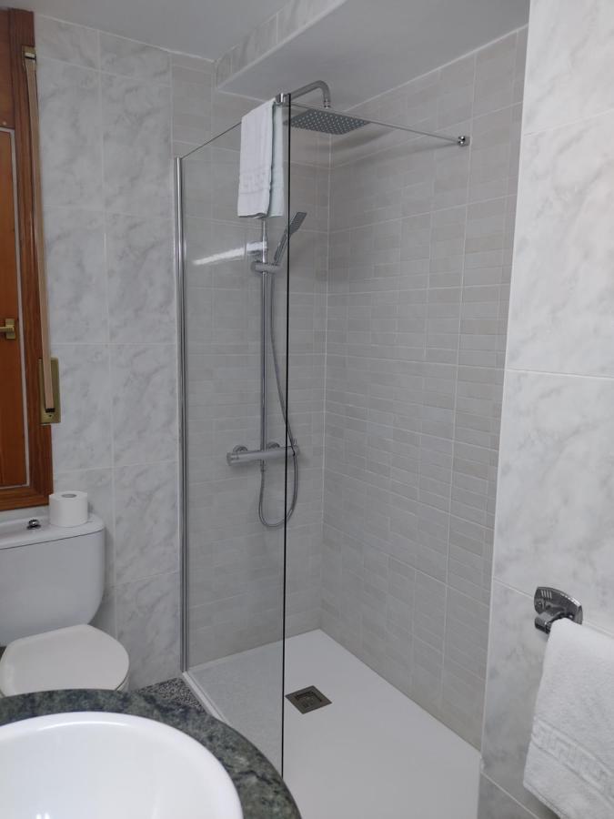 Hotel Querol 발데로브레스 외부 사진