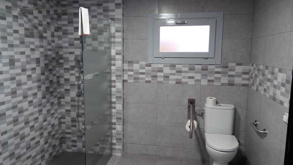 Hotel Querol 발데로브레스 외부 사진